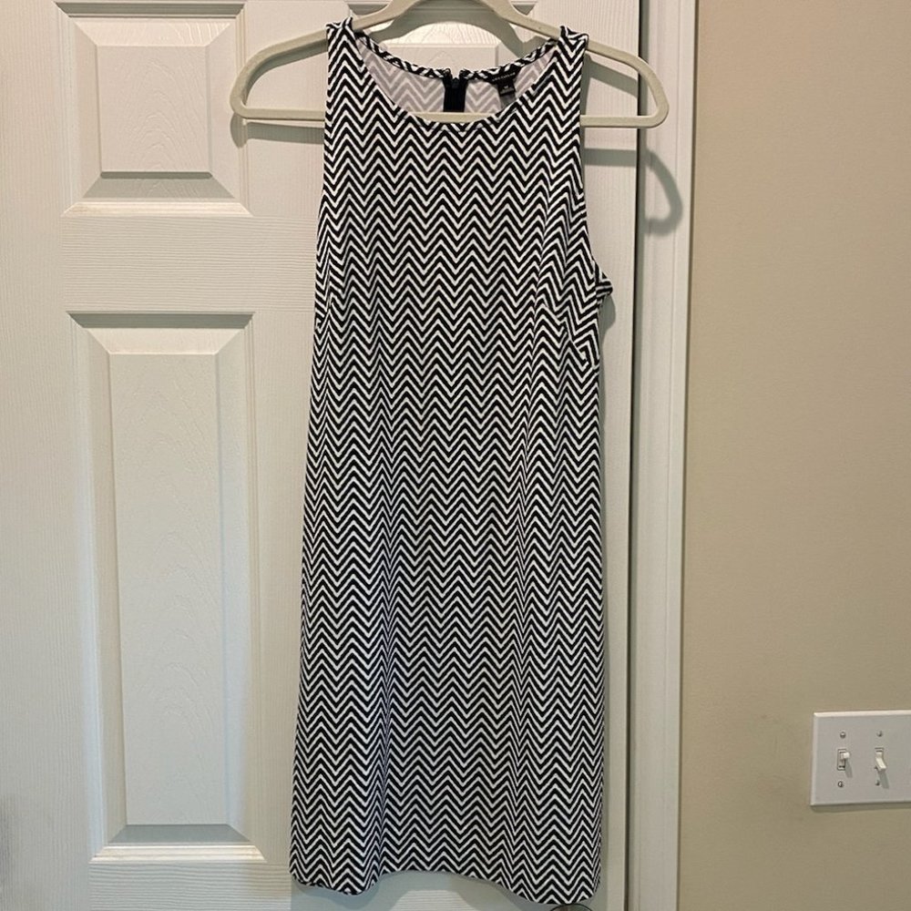 Ann Taylor dress, size medium